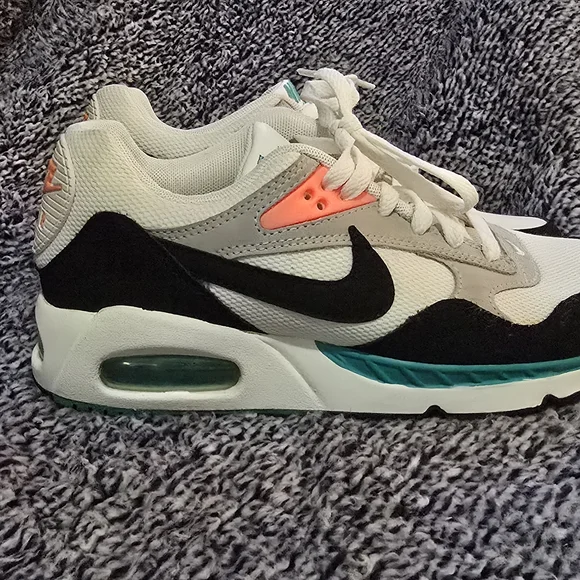 Nike Air Max Sneakers in Black and White - Picture 2 of 10